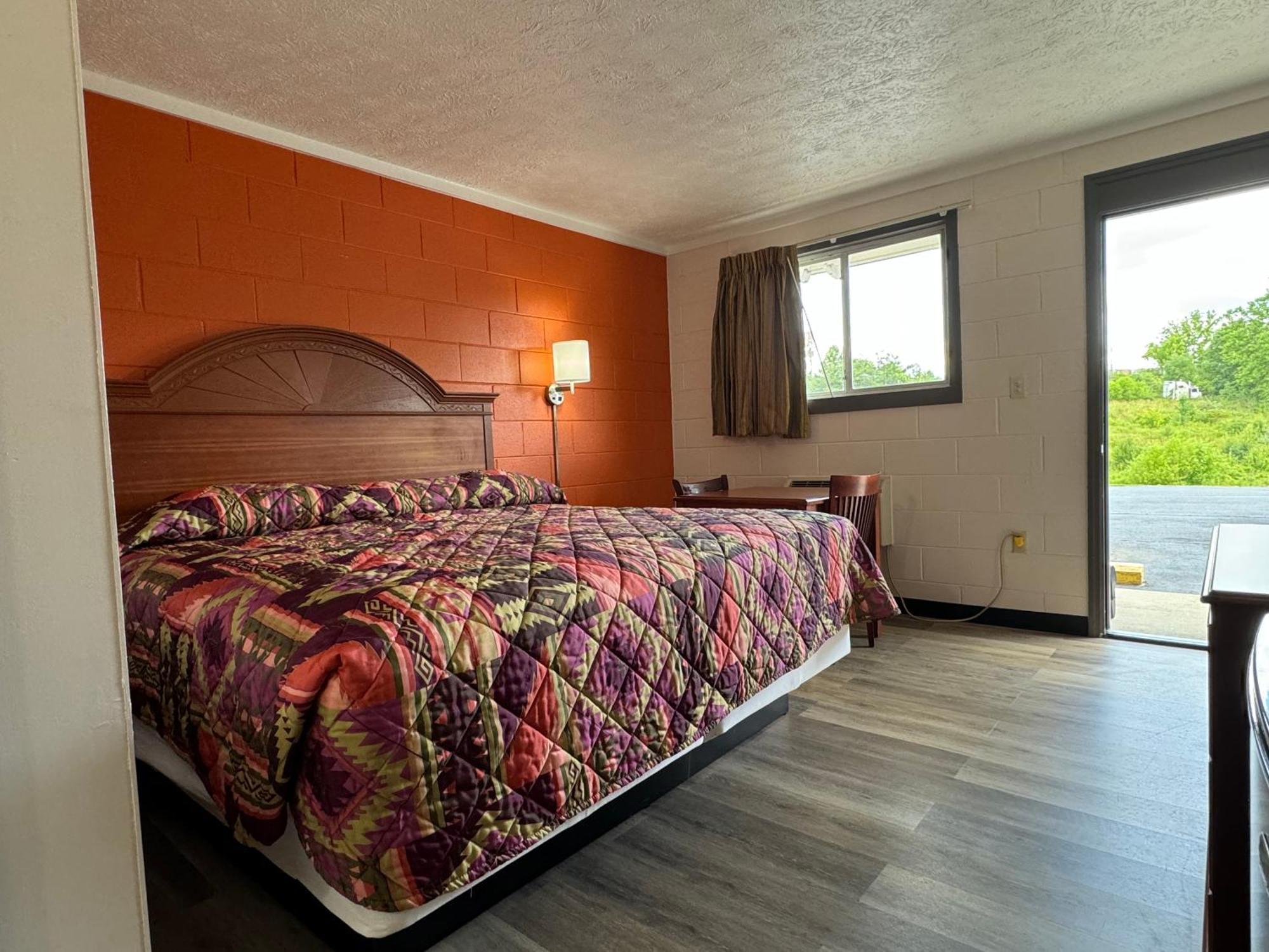Economy Inn Crossville Bagian luar foto