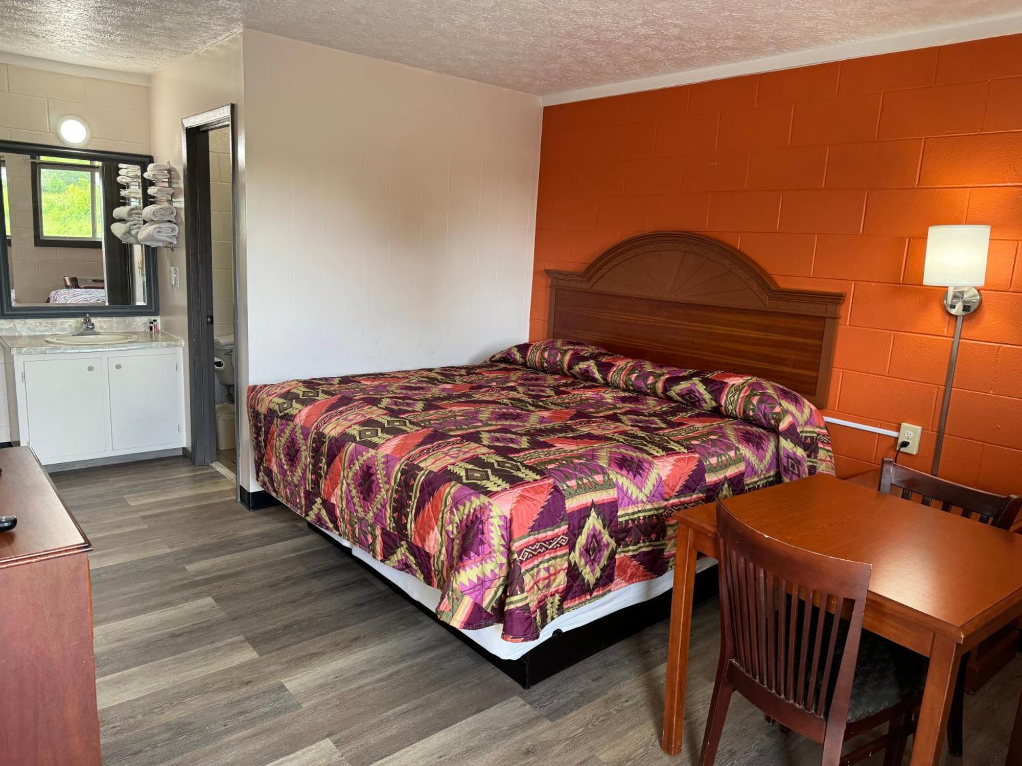 Economy Inn Crossville Bagian luar foto