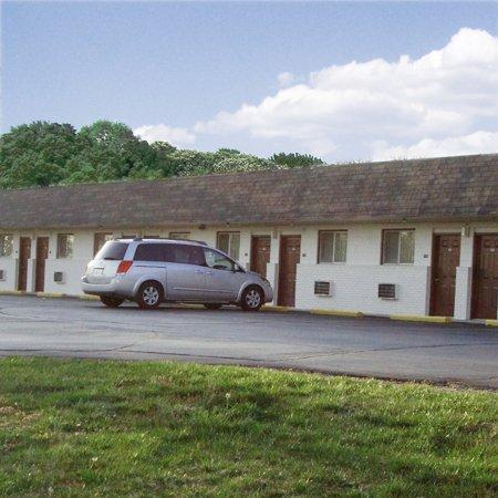 Economy Inn Crossville Bagian luar foto