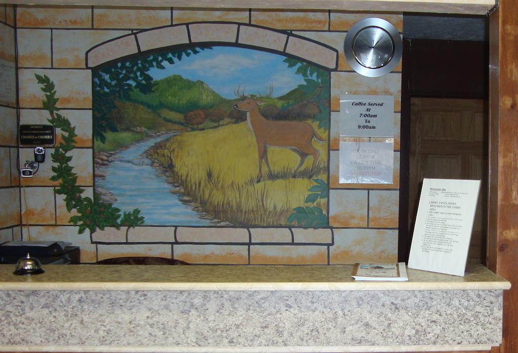 Economy Inn Crossville Bagian luar foto