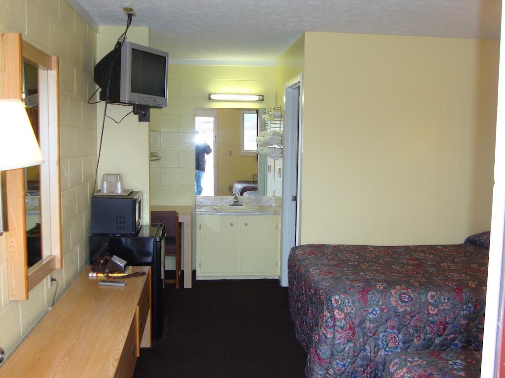 Economy Inn Crossville Ruang foto